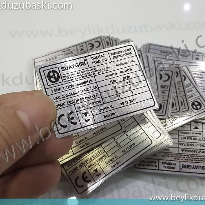 su aygırı, drenaj pompası, meta ürün etiketi, metal tanıtım etiketi baskısı