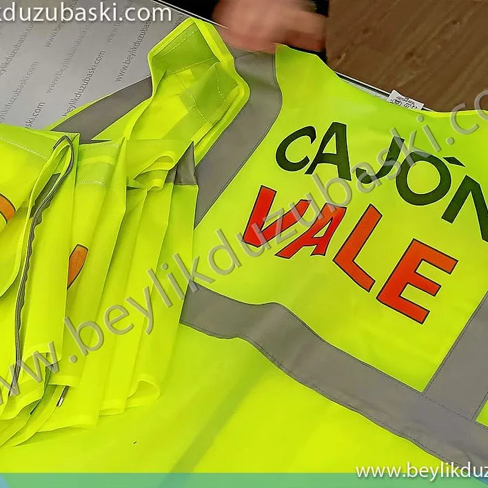 fosforlu vale yeleği baskısı, cajon için yapılan, vale yeleği, kaliteli, fermuarlı, fosforlu renkli, reflektörlü yelek, baskıları yapılmaktadır, iş yeleği, güvenlik yeleği, dikkat çeken yelek, baskıları, aynı gün kargo yapılır