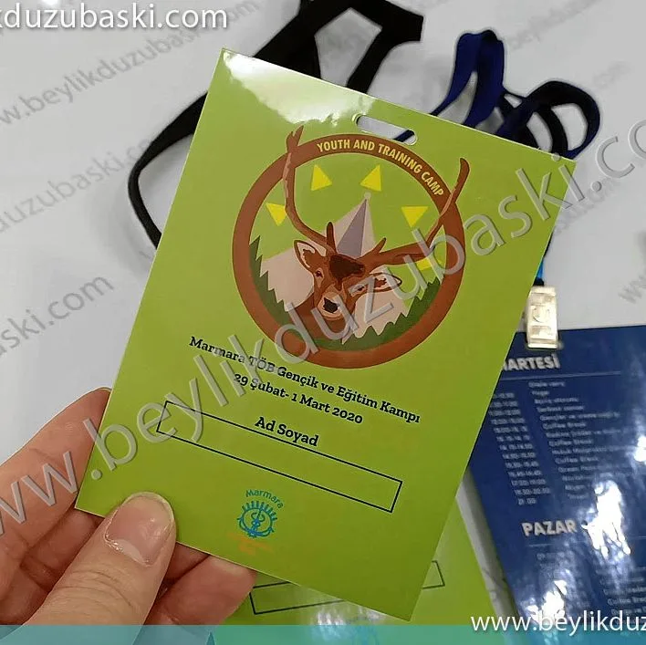 iki yüzey baskılı, ipli, boyun ipi, kaliteli yaka isimliği, ucuz yaka isimliği, hızlı üretim yaka isimliği, fiyatı uygun, ipli yaka isimliği