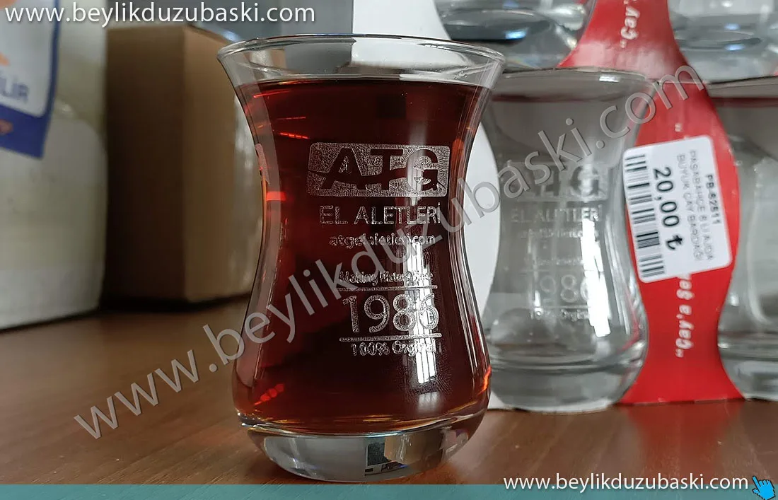 çay bardağına baskı, lazer ile, kalıcı, çıkmayan, kaliteli, baskılar yapılmaktadır, az adet ürünler de yapılır, cam baskısı, cama baskı, çay bardağına baskı