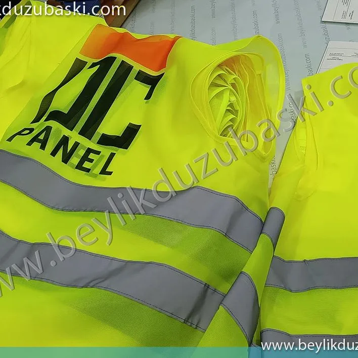 adetli iş yeleği, acil iş yeleği üretimi yapılır, logo ve firma bilgisi baskılı acil yelek üretimi yapılmaktadır