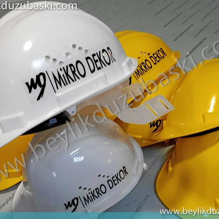 beyaz baret, sarı baret, şeffaf etiket baskılı, baret, aynı gün kargo, acil üretim, hızlı teslimat, kaliteli baskılı baret, inşaat bareti