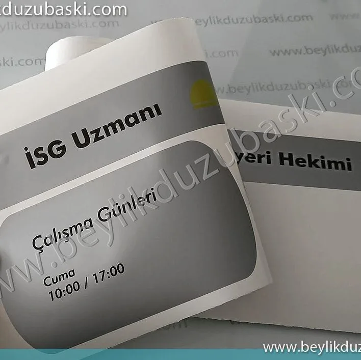 gümüş etiket, folyo etiket üzerine baskı, acil gümüş etiket üretimi, beylikdüzü folyo baskı, etiket baskı merkezi, kapı ve cam yüzeylere gümüş etiket baskısı