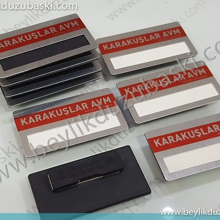 karakuşlar AVM için yapılan, yaka isimliği, mıknatıslı, manyetik yaka isimliği