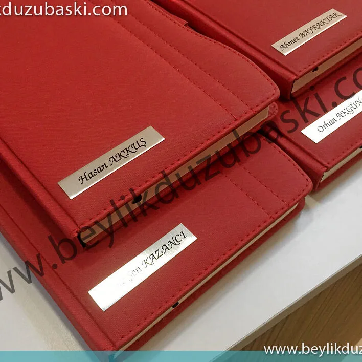 Ajanda metali, üzerine logo ve isim baskı, promosyon, ajanda üzerine, metal plaka baskı, gümüş ve altın renk baskı, acil baskılar aynı gün yapılır, promosyon baskı merkezi