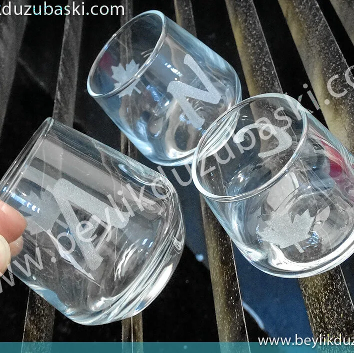 çay bardağı ve çay tabağı baskısı, lazer ile cam üzerine kalıcı baskı, kaliteli baskı, cama baskı, cama yazma