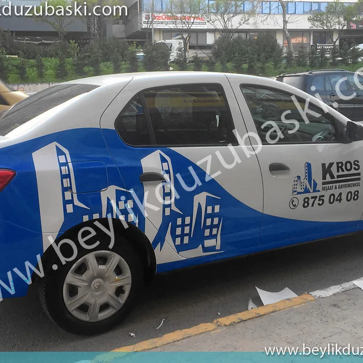 araç giydirme, araç üzeri reklam baskıları, beylikdüzü, logo baskılı araba, emlakçı için, logo baskılı araç tasarımı, aynı gün baskı ve uygulama, beylikdüzü araç kaplama