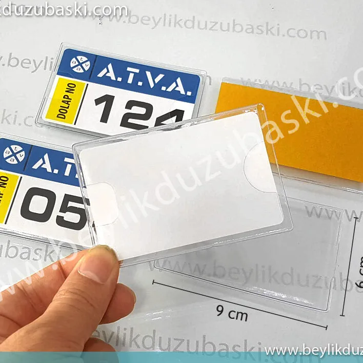 dolap üzerine personel isimliği, şeffaf yumuşak plastik dolap isimliği, dikey yada yatay kullanımı mümkün, arkası bantsız fiyatıdır, bantlı fiyatı farklıdır, içleri baskısız boş olarak gönderilir
