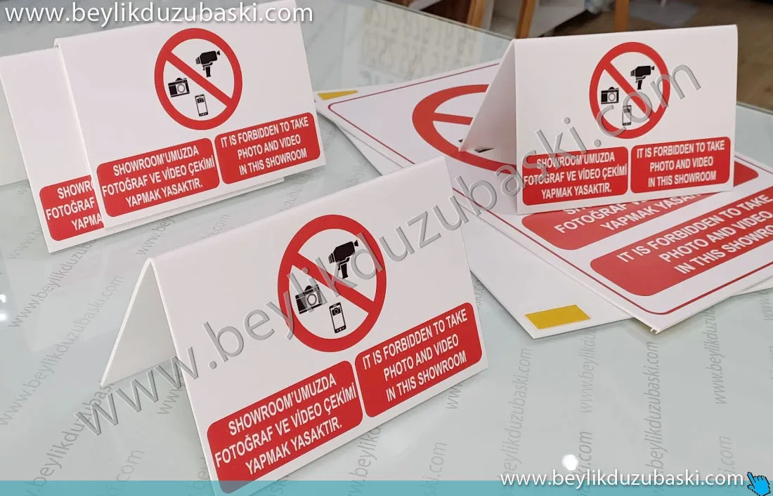 fotoğraf çekmek yasaktır, masa üzeri ve duvar kullanımına uygun, uyarı levhası, üçgen bükümlü uyarı levhası, masa üzeri üçgen isimlik, ucuz ürün