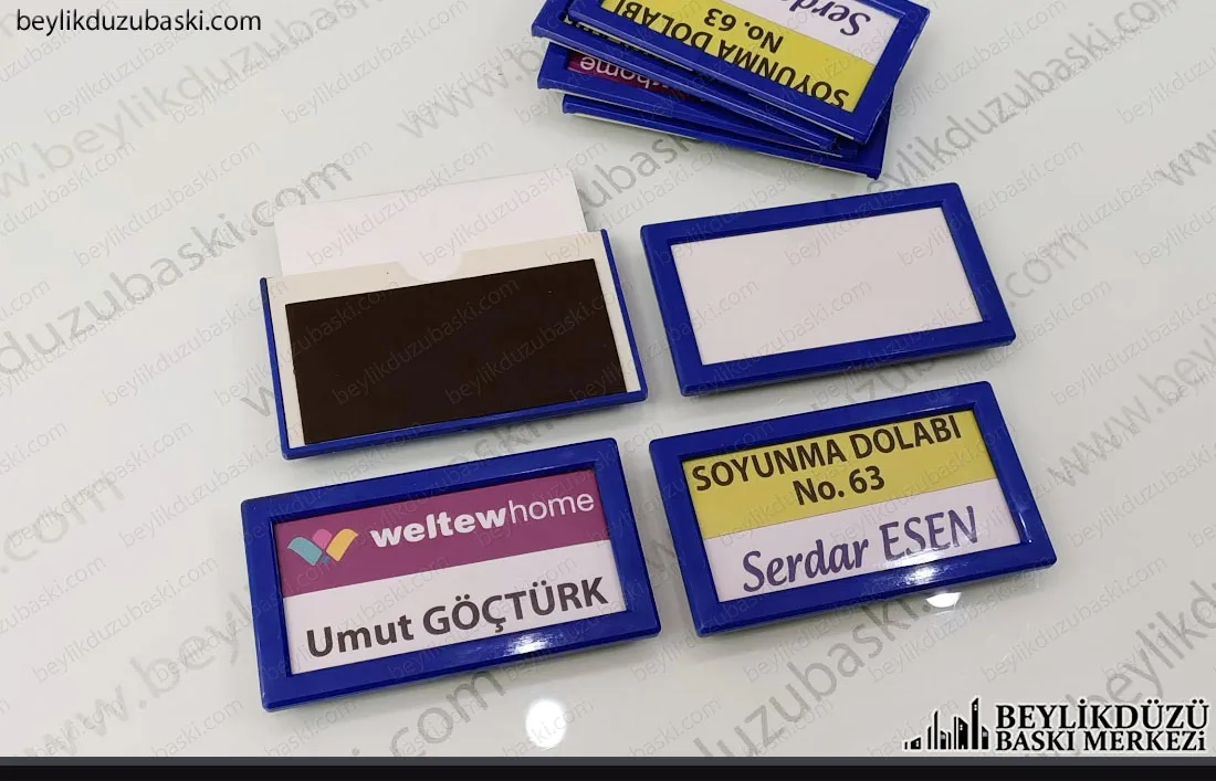 Dolap isimliği, soyunma dolabı, isimlik, içi değişen isimlik, mıknatıslı metal dolap isimliği, soyunma dolabı isimliği, içine kağıt konan isimlik