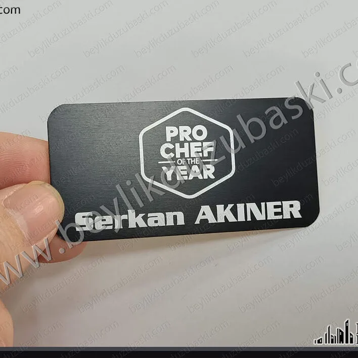 siyah metal, dayanıklı metal, dış mekanda 30 yıl dayanım, lazerbaski, metalebaski, siyahmetal, siyah alüminyuma baskı, eloksal alüminyum baskı, kaliteli baskı