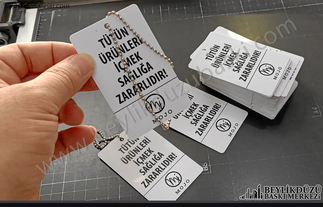 tütün ürünü, nargile için zincirli uyarı levhası, kafe için zincirli etiket, nargile uyarı levhası, Tütün Nargile uyarı etiketi, plastik malzeme ve zincirli levha, kaliteli ürün, hızlı üretim