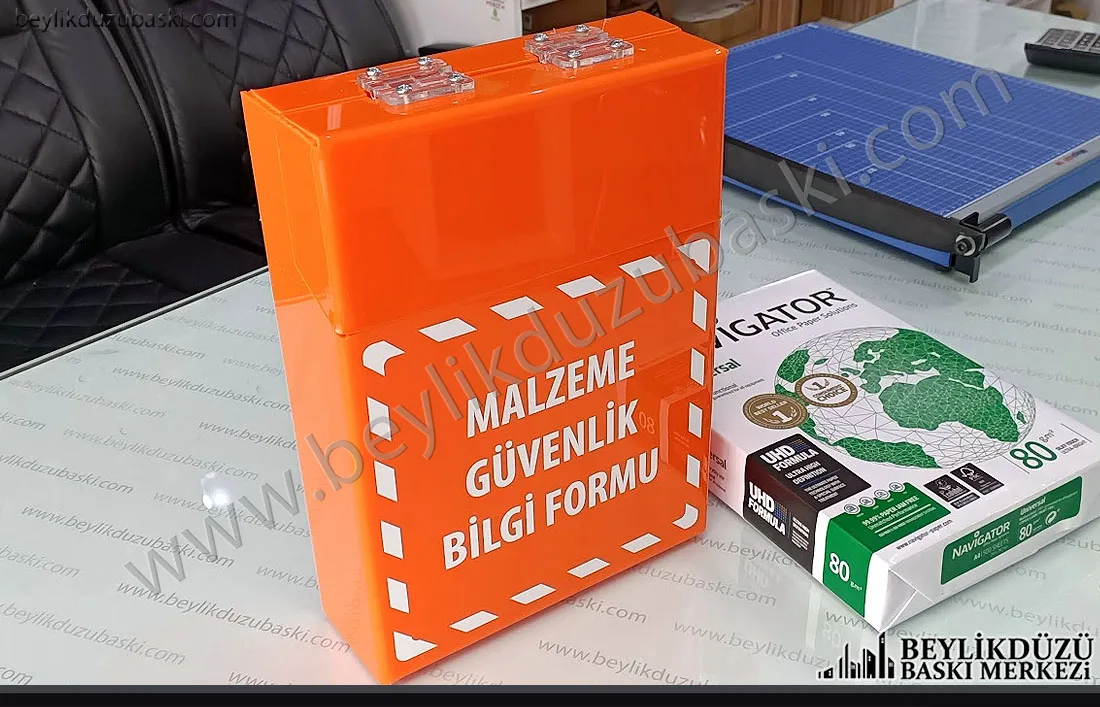 malzeme güvenlik bilgi kutusu, MSDS kutusu, makine kullanma klavuzu ve talimatlarının olduğu, güvenlik kutusu