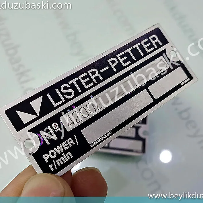 lister petter, ingiliz motor, tekne motoru etiketi, lister-petter motor etiketi, balıkçı teknesi motor etiketi, aslına uygun, yönetmeliğe uygun metal etiket, yıpranmış okunmaz deforme olmuş motor etiketlerinin revizyonu yapılır, yeniden üretimi aslına uygun yapılır