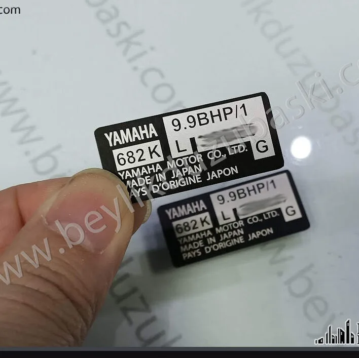 yamaha deniz motor etiketi, tekne için motor etiketi, yıpranmış okunmayan deniz motor etiketi aslına uygun yapılması, tuzlu su ve dış mekan dayanıklı, tekne etiket, motor etiket