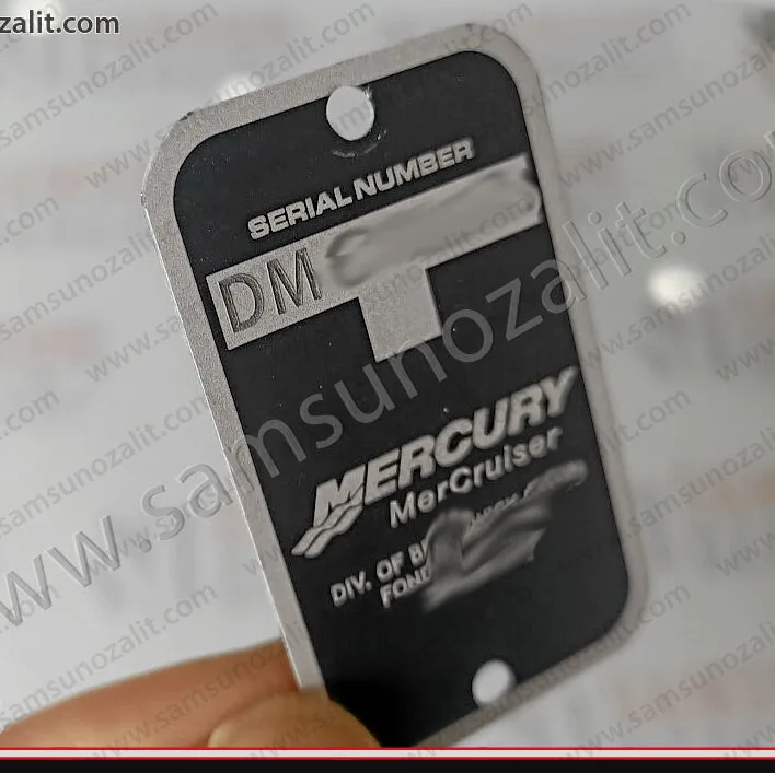 mercury tekne motor etiketi, kaliteli tekne etiketi, deniz tekne etiketi, deniz suyundan etkilenmez, sıcağa dayanıklı, kaliteli tekne etiketi, orijinal tasarıma uygun, yönetmeliğe uygun  ürün, bağlama kütüğü için etiket baskısı mercury boat engine label, quality boat label, marine boat label, not affected by sea water, heat resistant, quality boat label, in accordance with the original design, product in compliance with the regulations, label printing for mooring logs
