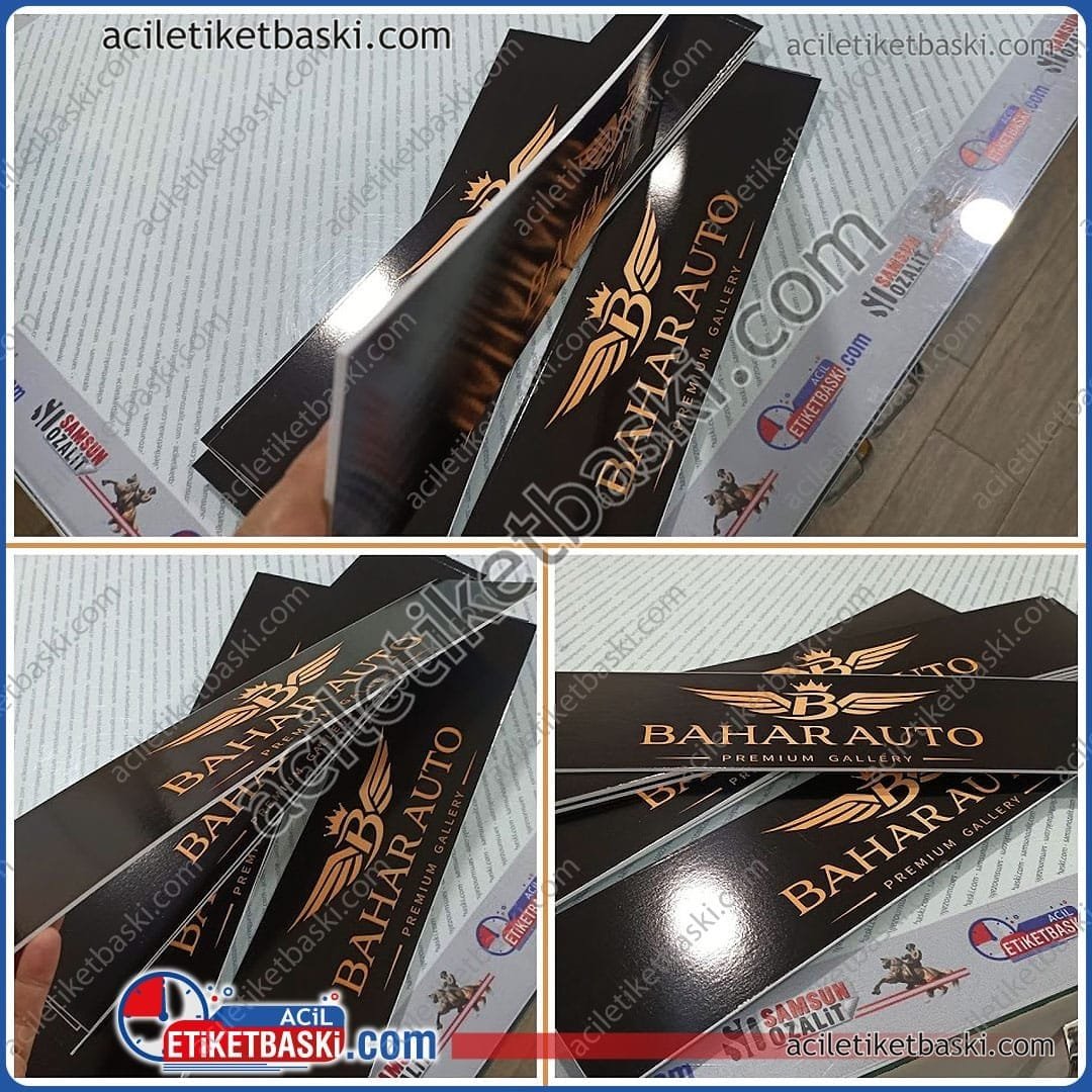Galeri & Reklam Plakalığı | Araç Plakası Yerine Kullanılır - Logo & İsim Baskılı | Plastik & Lastikli Tutturma
